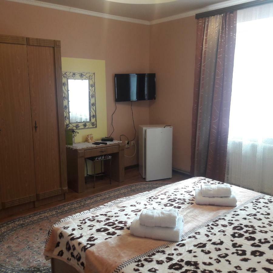 Berizka Bed & Breakfast Yaremche Exterior photo